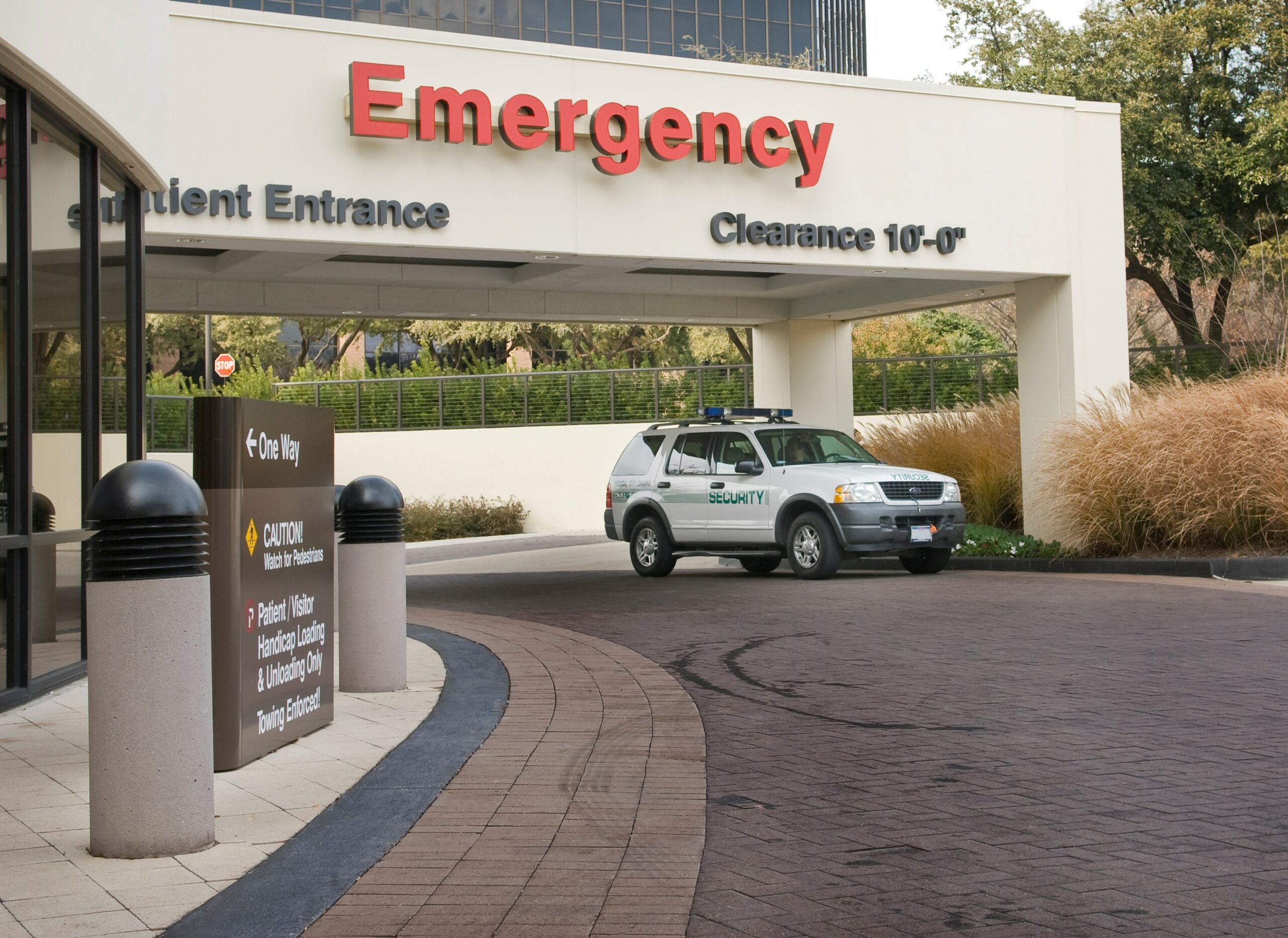 Emergency Entrance With Security Vehicle