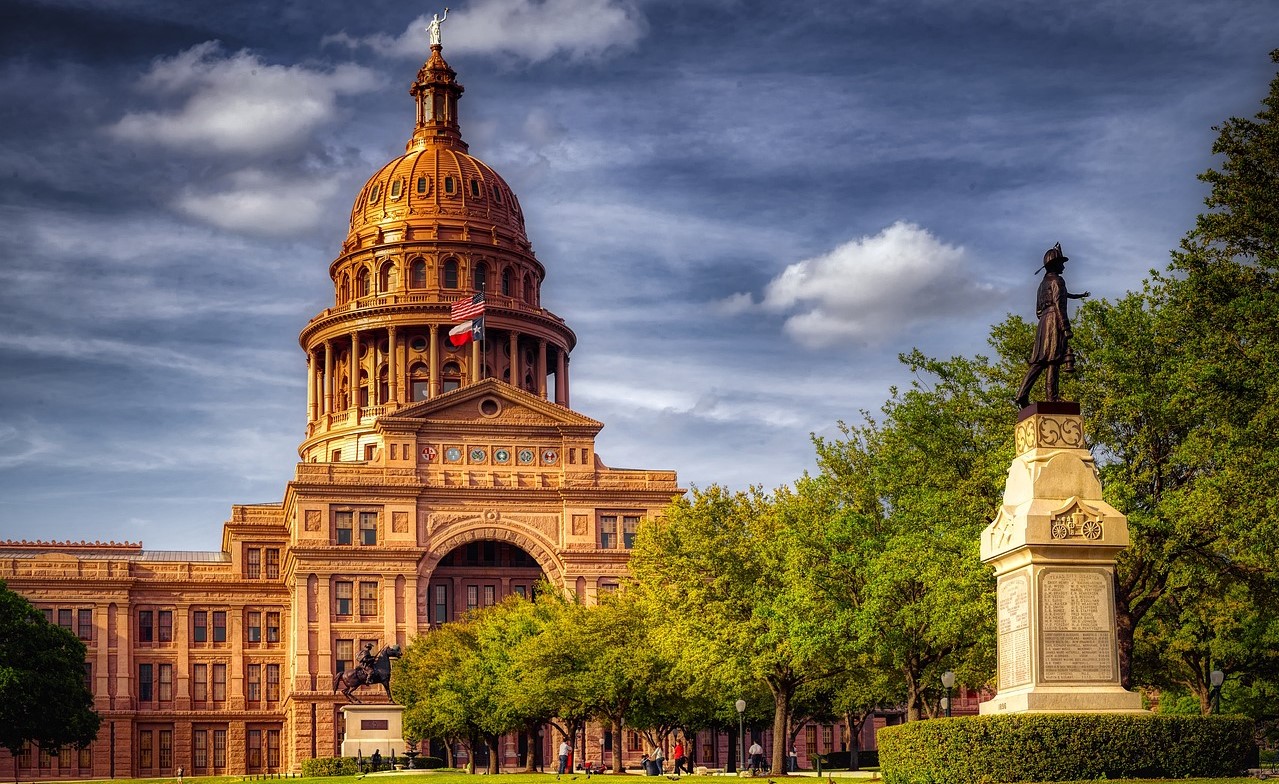 texas-state-capitol-4066441_1280